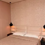 ホテル La Boheme 4*