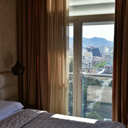 Ξενοδοχείο La Boheme 4*