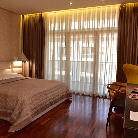 La Boheme Hotel