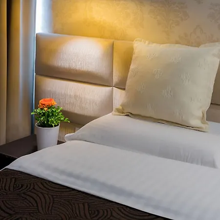 Hotel La Bohème 4*
