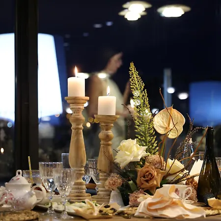 Hotel La Boheme 4*